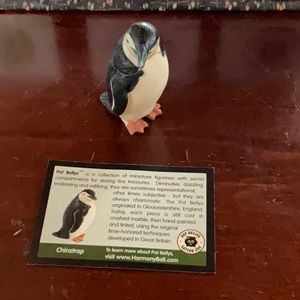 POT BELLYS Chinstrap Penguin Retired Figurine